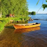 Getaway In The Wilderness *