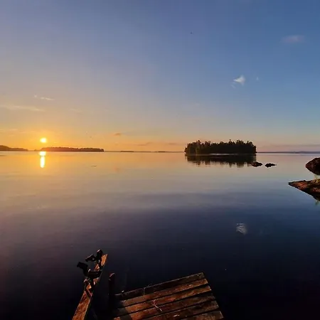 Getaway In The Wilderness *